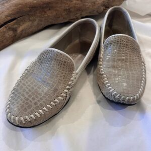 Women’s Robert Zur Army Green Animal Print Like Loafers Sz 6